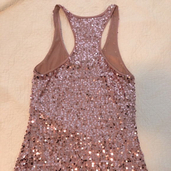 Dynamite pink sequin tank top sized small - Picture 2 of 3